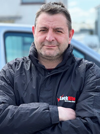 I'm Andy, Your LockRite Knowle Locksmith