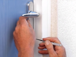 National Locksmith gaining Entry