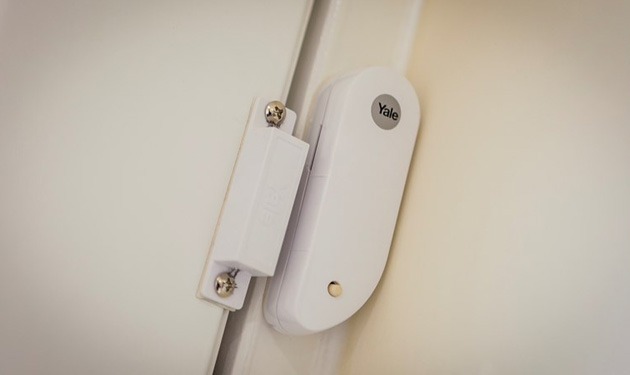 Yale smart home alarm - Door & Window Contact