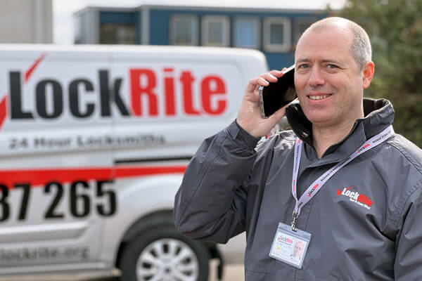Locksmith Wallington, Simon